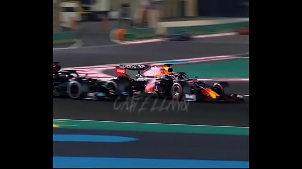 Putinha britânica sendo botada na chapa porholandês safado