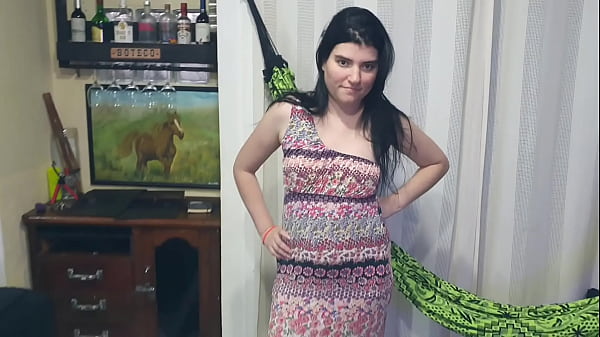 Play MP4 - Paty Bumbum fica molhada ao preparar uma atriz para cena &excl;&excl;&excl; Branca De Neve Atriz  - Paty Bumbum