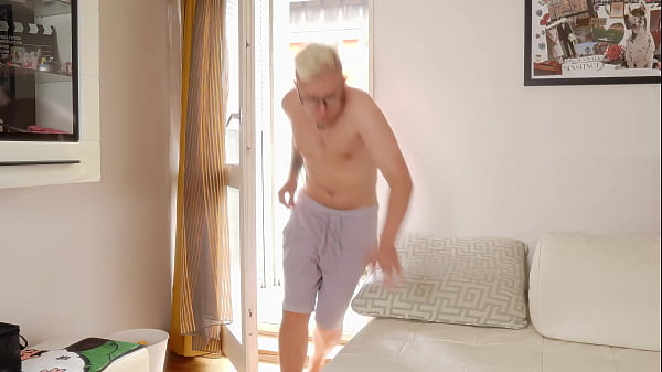 Nonton Redhead Nurse Seduces Patient And Gets Extra Naughty thumbnail