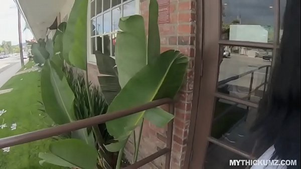 Play MP4 - Fucking beautiful thicc Alex Coal on video