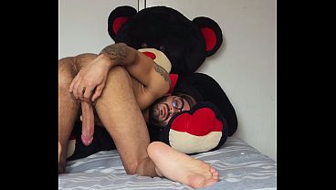 Best Doggy View: Intense Exhibition With My Giant Teddy Bear thumbnail