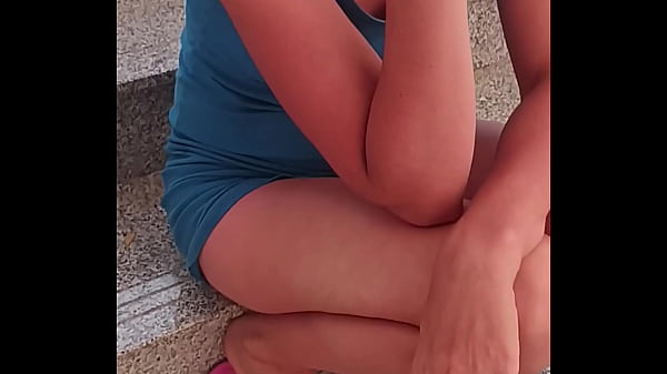 Play MP4 - He loves these stairs