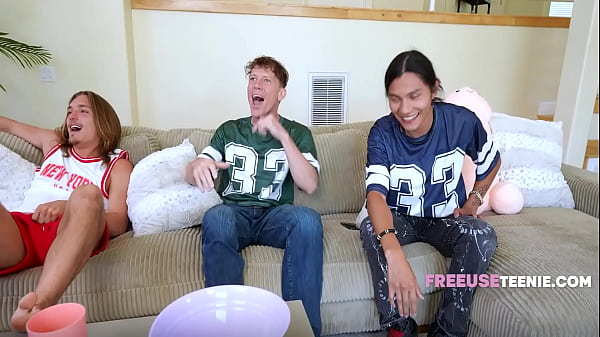 Sharing my teen step sis with the whole team