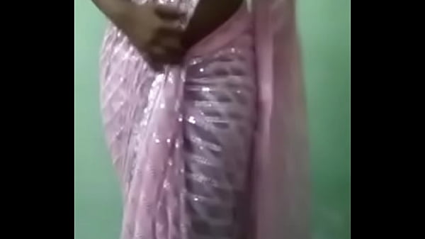 Indian bhabhi show her boobs webcam