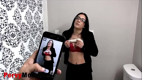 PervyMother Horny_Milf Doing Nudes with Stepson s_Help