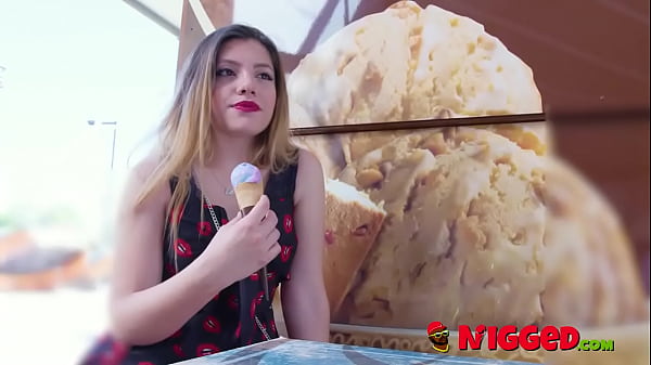 Tiny JackyBlondieis tired of white pencildicks She needsthe NIGGED EXPERIENCE