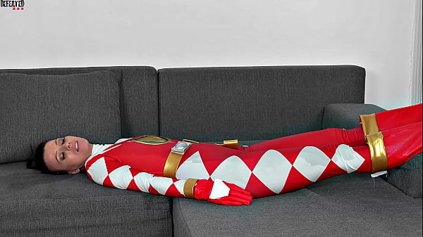 Play MP4 - Lesbian Super heroes Sex Fight - Red Ranger and humiliated