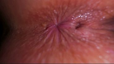 The Most Beautiful Virgin Sporty Teen Farts In Her Leggins Then Takes It Off And Fart Into Camera thumbnail