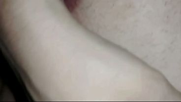 Meri Step Mom Ne Raat Ko Buhat Maza Dia Or mene Phudi men Do Fingers Daal kar Pani Nikal dia 