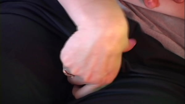 Nonton Giggle-n-dribble - Introduction thumbnail