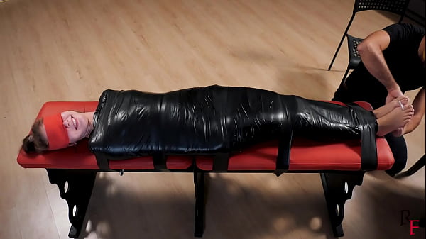 Play MP4 - A difficult challenge for Leya - Tight PVC mummification and intensive foot tickling