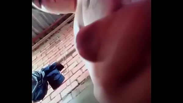 Play MP4 - Em trai 9x m&ecirc; m&aacute;y bay