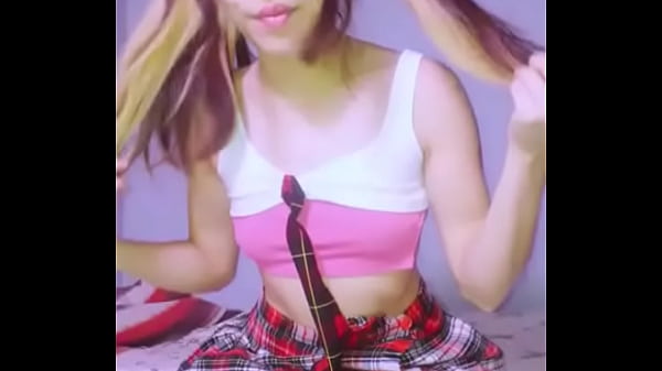 Bonneyuwu 3 06 charlando con mi padrastro 