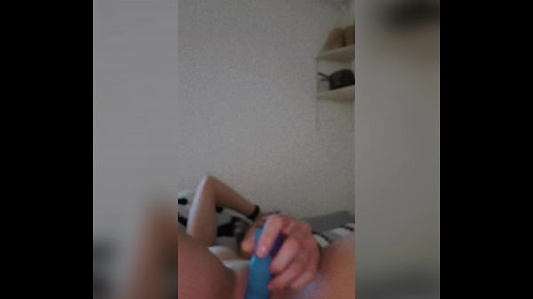 Nonton Kensy Masturbating thumbnail