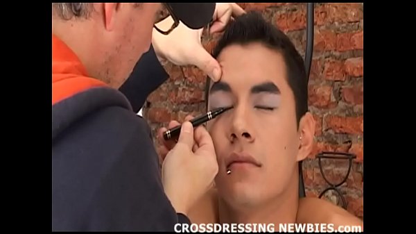 Play MP4 - Help me get all dressed up like a woman