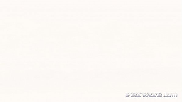 Play MP4 - PRIVATE com Curly Stacy Bloom & Babe Amaris Dicked Poolside&excl;