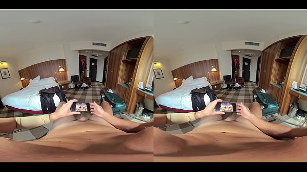 Nonton The Italian Slut Hungry For Big Cock thumbnail