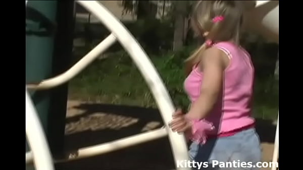 I want to flash my panties all over the park