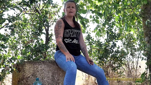 She Has To Sit Down To Take A Call From Er Boyfriend. While She Is Speaking With Him She Feels The Tickling Sensation And She Cannot Help Herself. thumbnail