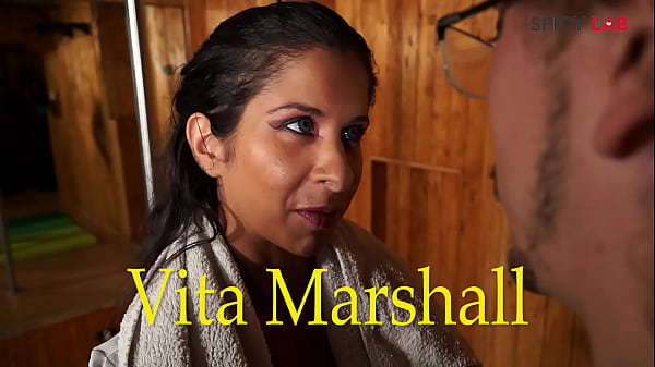 Play MP4 - The voyeur sucked in the gym