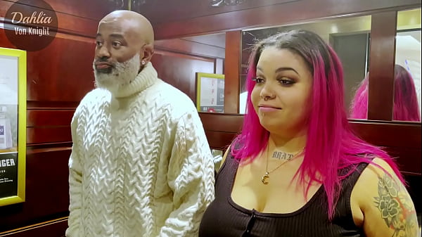 Horny Strangers In The Elevator thumbnail