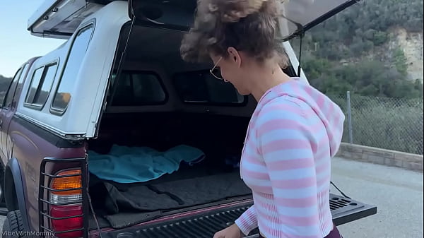 Play MP4 - Truck Butt Fuck Your Stepmom After Trump Wins Election