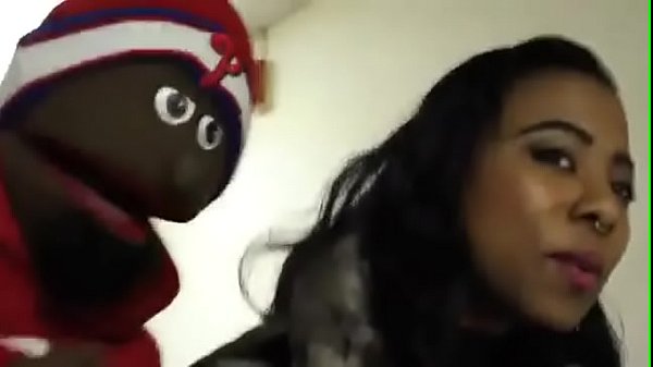 Play MP4 - peanut live puppet fucking lol