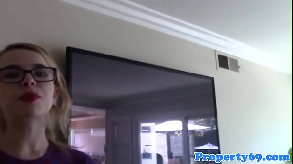 Amateur_realtor_cocksucking before oralsex