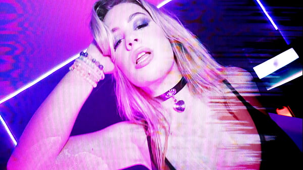 Badass girlfriend ashley alexander sucks dick for a facial 