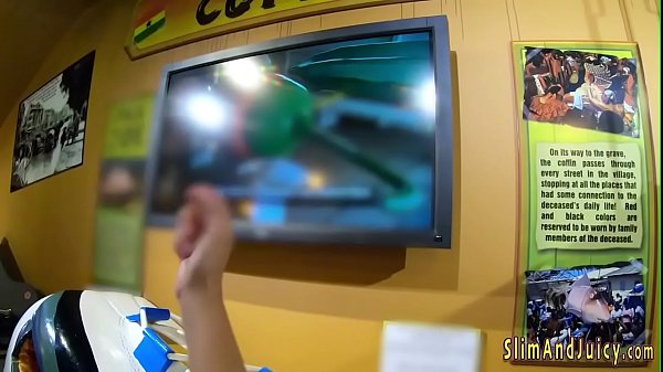 Blonde bubblebutt teenrides face andcock