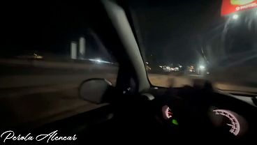 Safada conhece os melhores lugares pra fazer sex em publico com esse neg&atilde_o do pau grande (VIDEO CCOMPLETO NO RED)