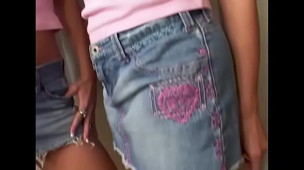 Nonton Jessi Summers & Lisa Lee Sexy Milf Teached Coed How To Suck Huge Cock And Share Cum Load thumbnail