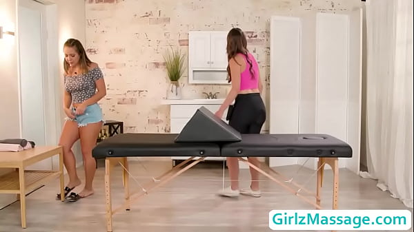 The blonde strips down positions her beautiful ass on display. To make the massage even better, they are kissing, pussy licking and scissoring. 