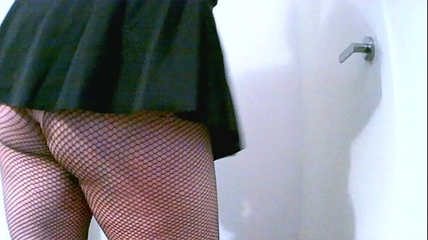 showing off my fat virgin ass in my new clothes 