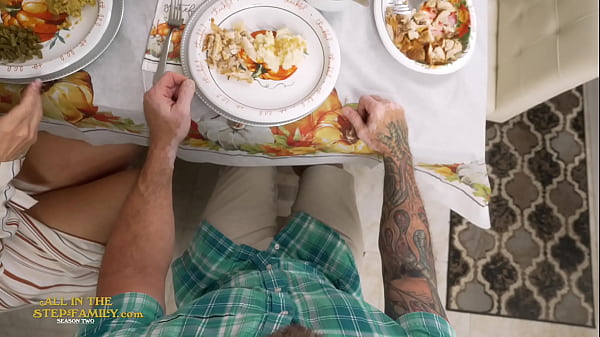 Stuff your stepmom for thanksgiving kymber leigh aitsf231117