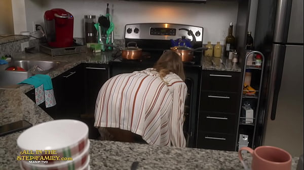 Stuff your stepmom for thanksgiving kymber leigh aitsf231117 