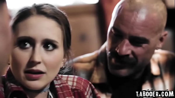 Play MP4 - Let see how Seth and Charles Dera fooled Laney to have sex with them