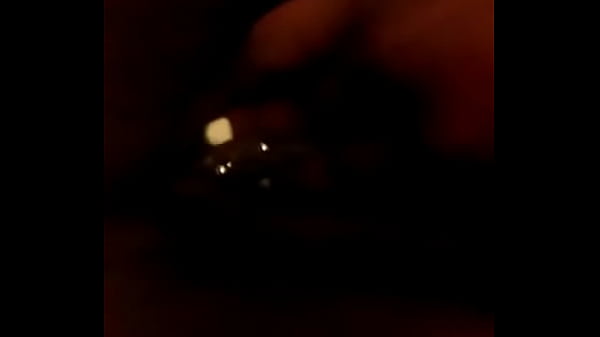 Bbw plays with pretty pussy 