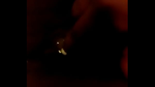 Bbw plays with pretty pussy 