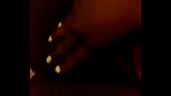 Bbw plays with pretty pussy 