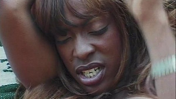 Metro - Ass From The Past - scene 2 