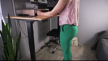 Nonton Watching Hot Secretary In Destroyed Pants Voyeur Cam thumbnail