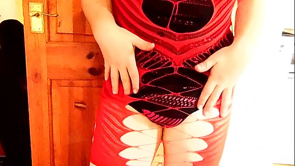 Mistress Lucy Diamond in Twerking Goddess Booty Slutwave Shake 