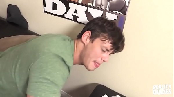 Play MP4 - Reality Dudes - 2 Way