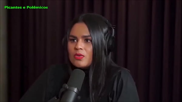 Masturba&ccedil;&atilde;o excessiva mesmo em publico desejando as gostosas 