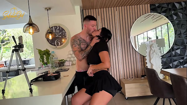 Play MP4 - My Spanish friend fucks me with his huge cock part 1 - SALOME GIL