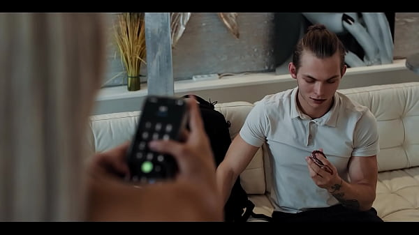 Play MP4 - Slutty Influencer Girl Freeze Fucked - Anal Queen Veronica Leal Freeuse Fuckdoll