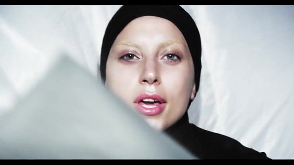 Lady Gaga_ApplauseOfficial