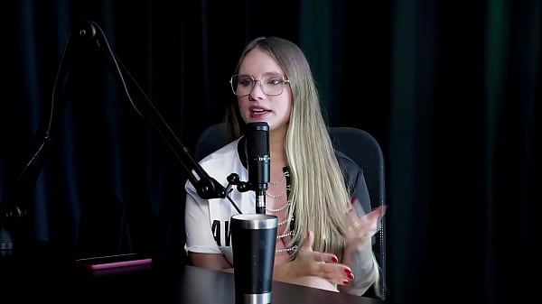 Play MP4 - OS MELHORES MOMENTOS DA LOIRA NATY VARGA NO FIRE CAST COM A BABY FIRE &lpar;SHEER&sol;RED&rpar;