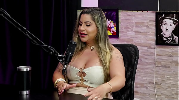 &eacute; a caminhoneira mais safada do brasil fez um marketing com qr code os hates &eacute; uma prova passou por preconceito na contrata&ccedil;&atilde;o e os v&iacute;deos expl&iacute;citos juli figueir&oacute; watch sheer red